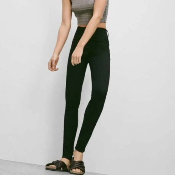 Aritzia The Castings High Rise Cigarette jeans Overdye Black size 25 - Picture 14 of 14